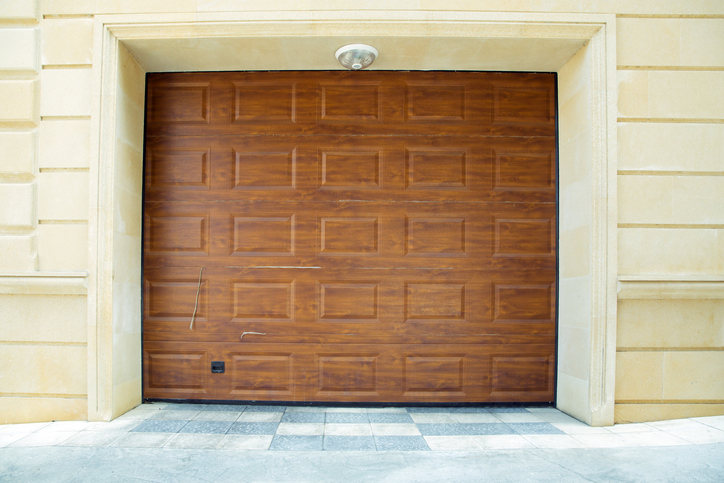 Signs Your Garage Door Opener Is About to Fail