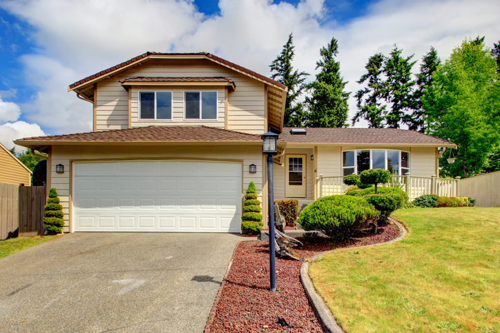 Garage Door Maintenance Services That Include Safety Inspections