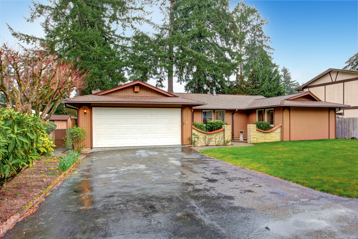 How to Select the Perfect Style for Your Garage Door Installation