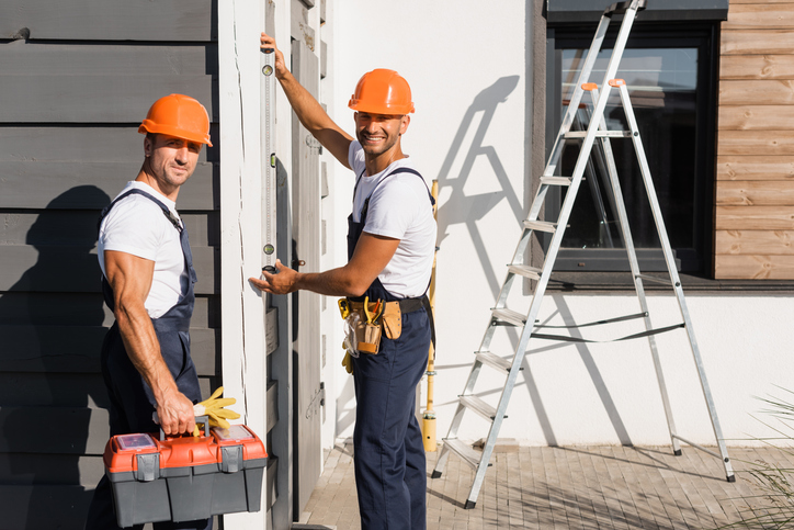 How Regular Garage Door Maintenance Extends System Lifespan