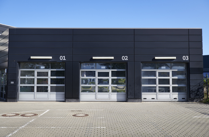 Commercial Garage Door Services That Improve Workplace Safety
