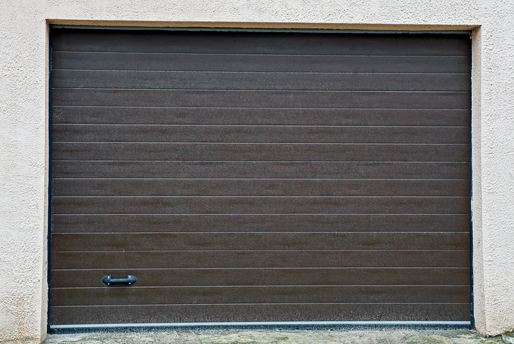 Seasonal Shifts and Their Surprising Effect on Garage Door Repair