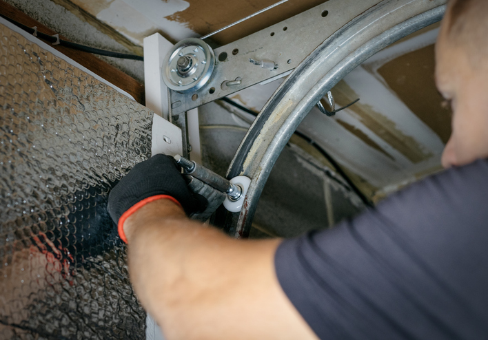 Garage Door Opener Maintenance Tips to Reduce Noise and Vibration