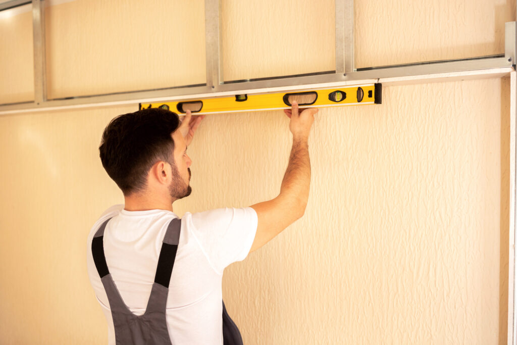 Why Smart Homeowners Rely on Timely Garage Door Opener Repair