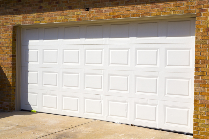 Maintain Curb Appeal with Expert Garage Door Repair